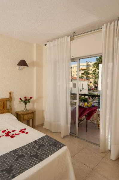Mare Estepona Hotel Esterno foto